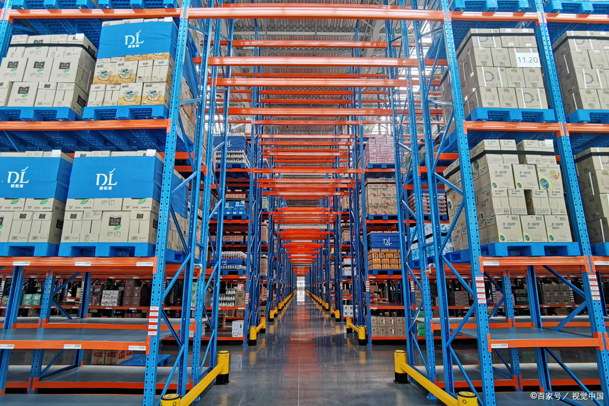 How does the express logistics industry apply automation technology to improve production efficiency and reduce personnel demand?(图5)