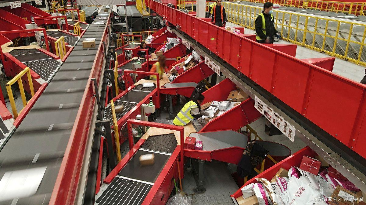 What requirements need to be met when designing logistics automatic sorting lines?