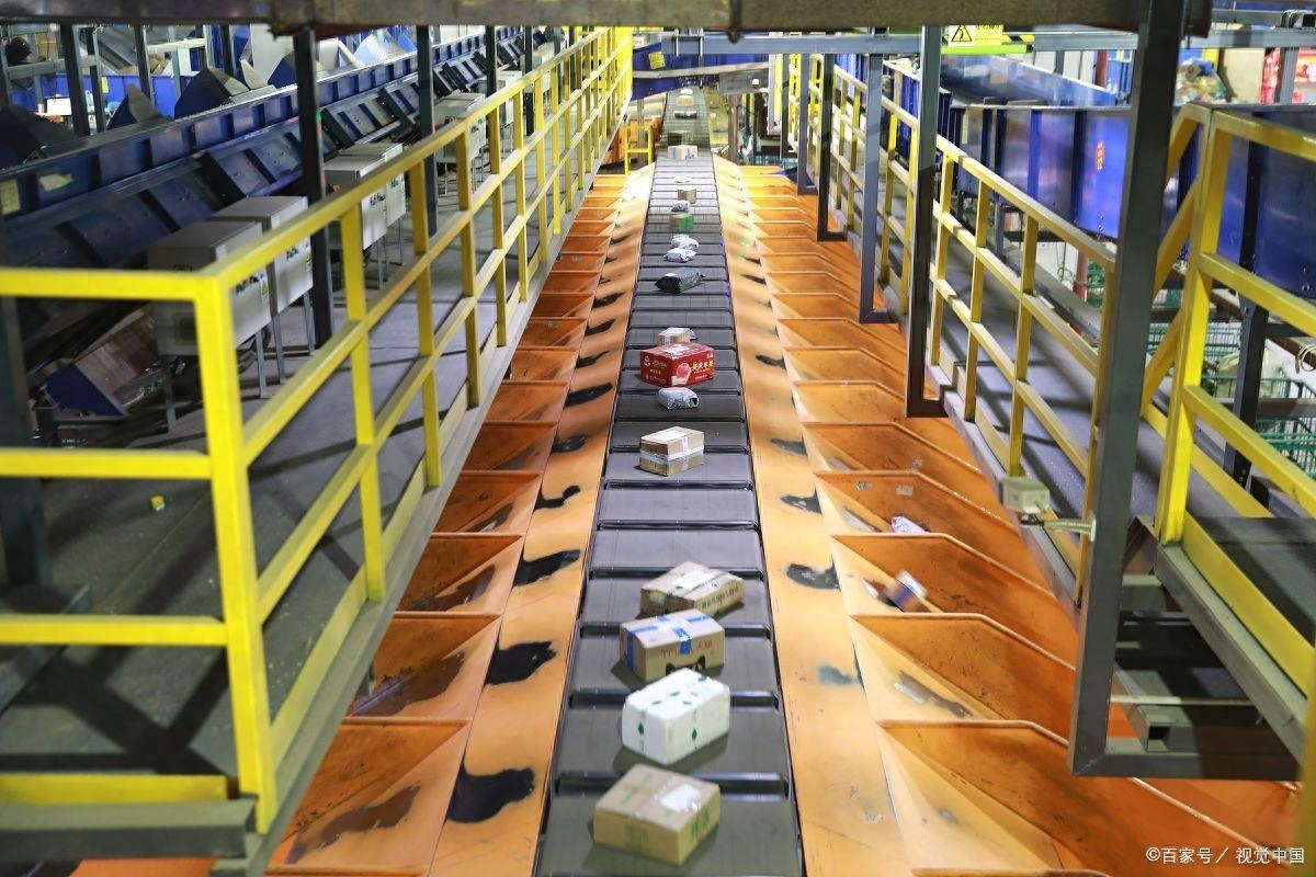 The advantages and application value of semi-automatic logistics sorting lines